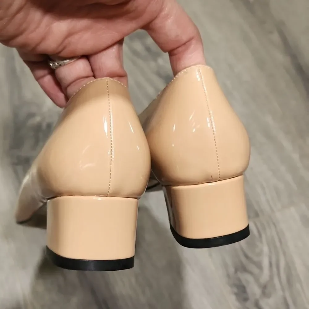 NWOT Patent Nude Gold Buckle Chunky Heels